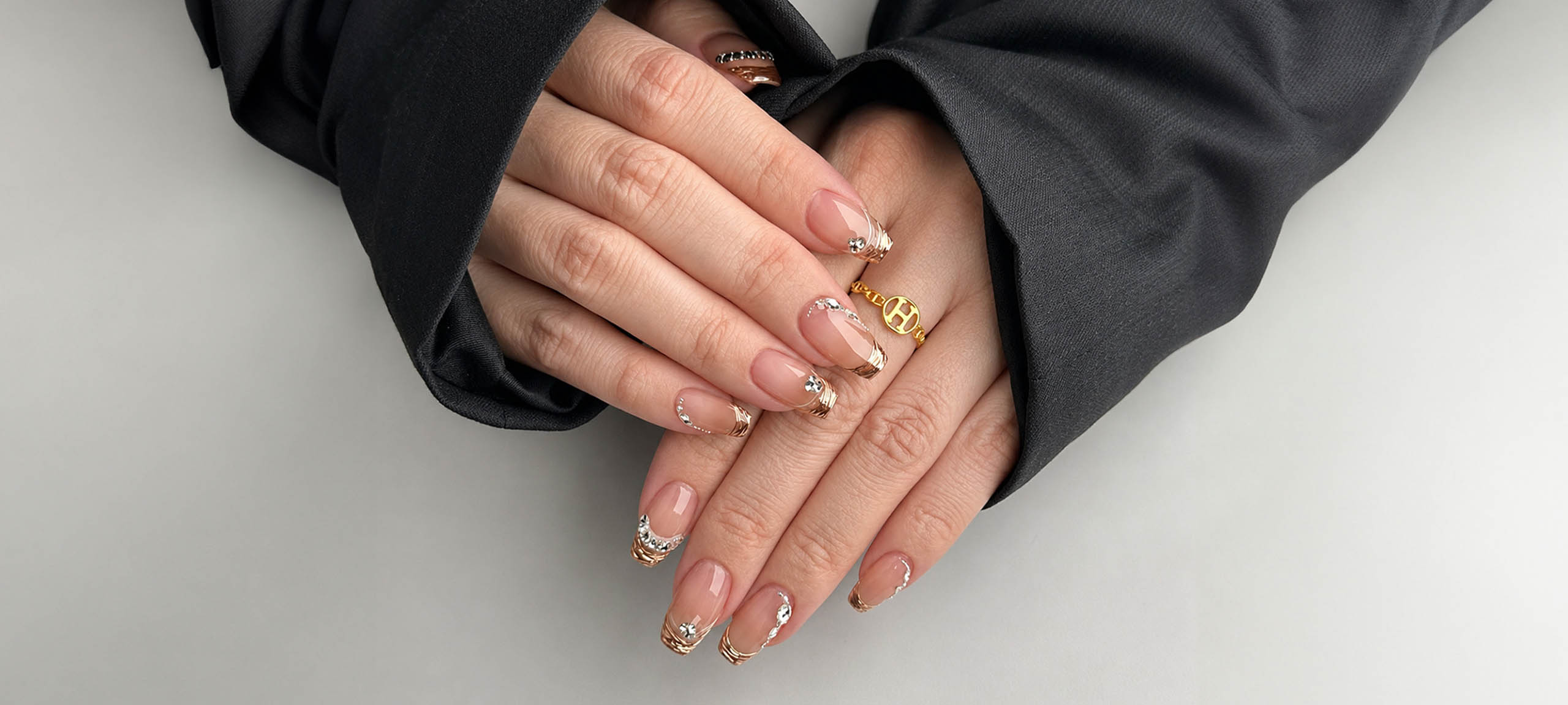 Lux Nail Bar