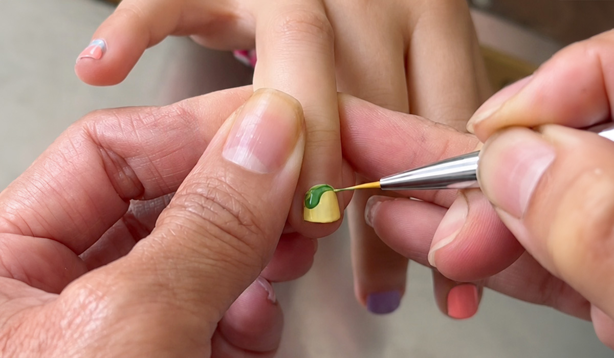 Lux Nail Bar